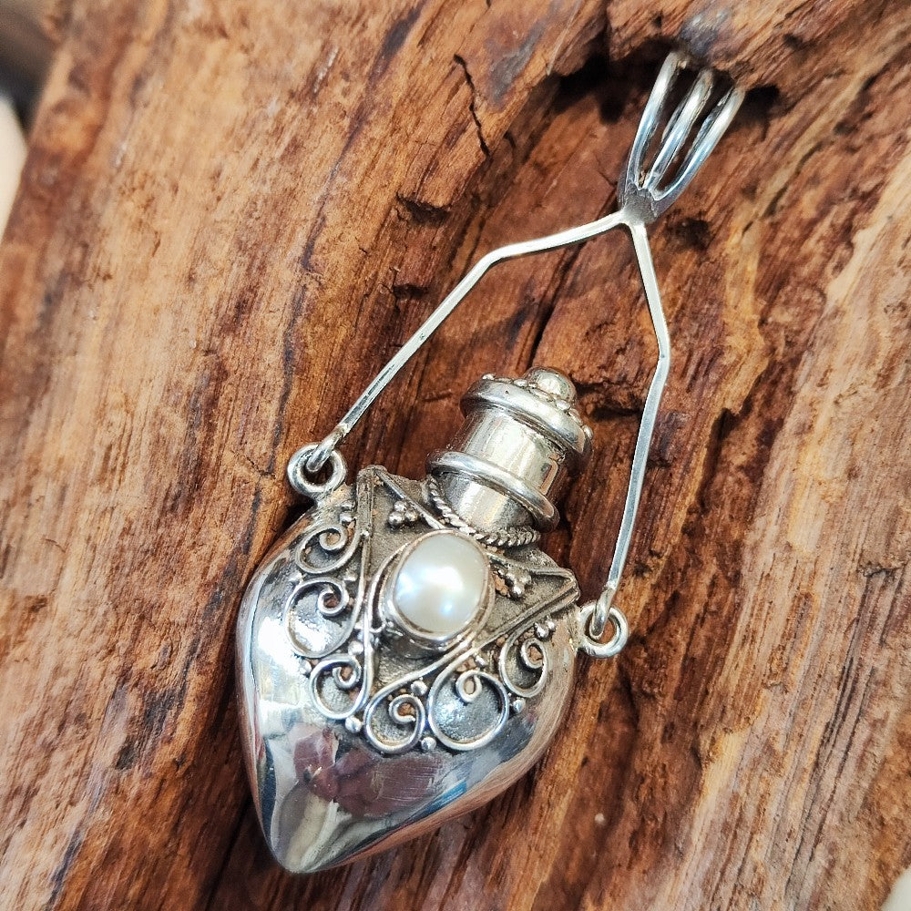Ciondolo porta profumo in argento - TRANQUUEBAR – immagine13