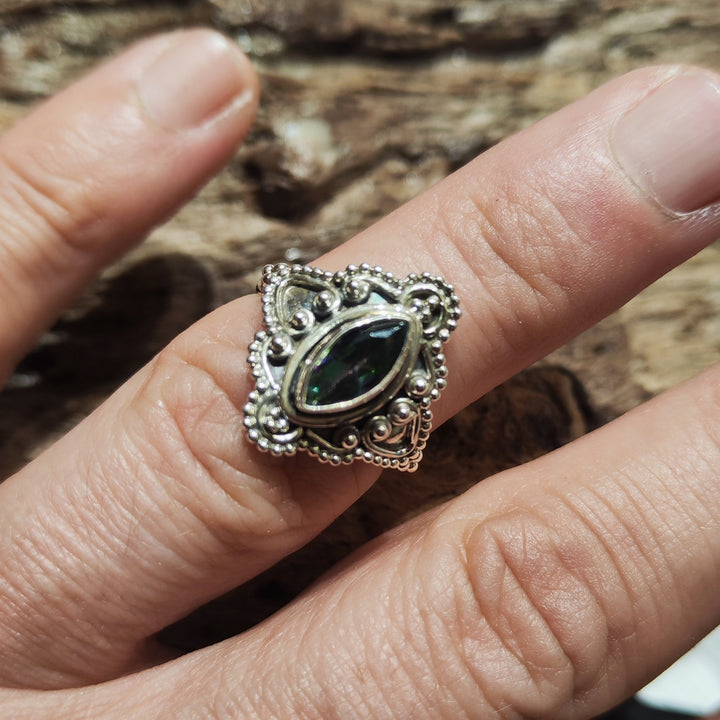 Anello con pietra in argento 925 - GARUDA