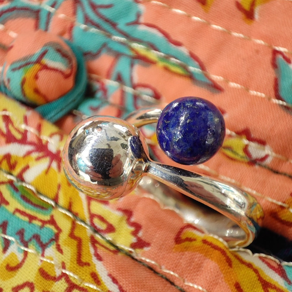 Anello fascia in argento 925 con pietra - TWISTER