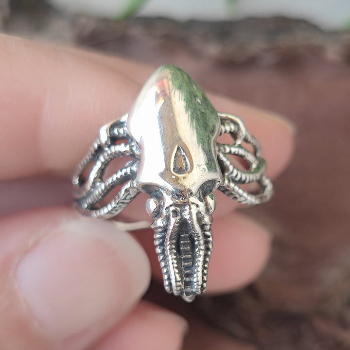 Anello in argento 925 con calamaro - SKVIDA