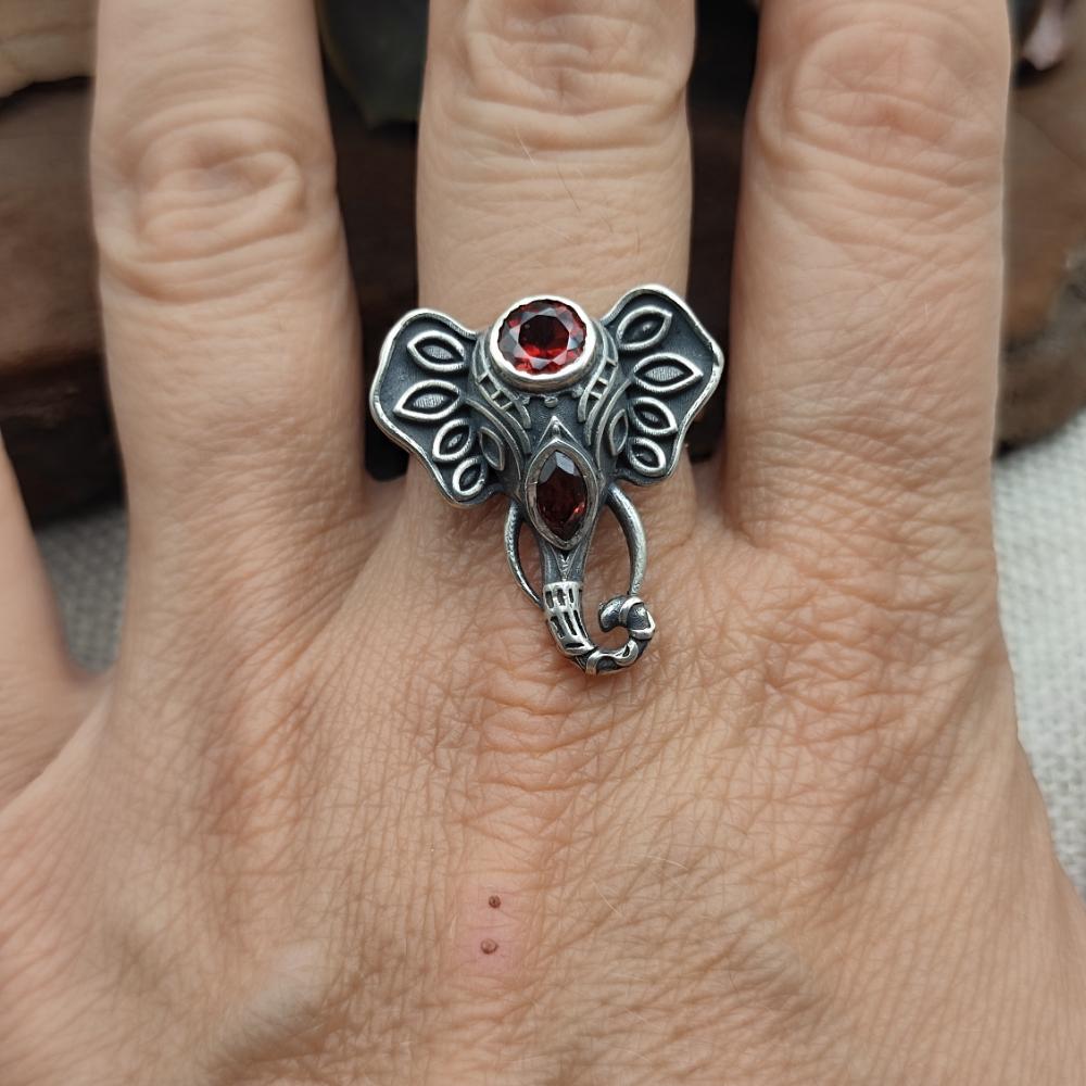 Anello etnico elefante in argento 925 con pietra  - ATAIKULA