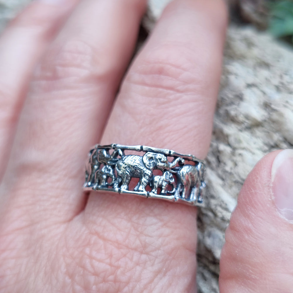 Anello a fascia in argento 925 elefanti - KANOI