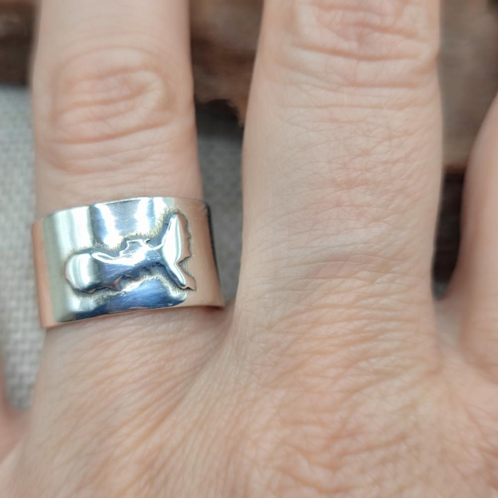 Anello a fascia alta con Isola d'Elba - Elba Island#materiale_argento-925