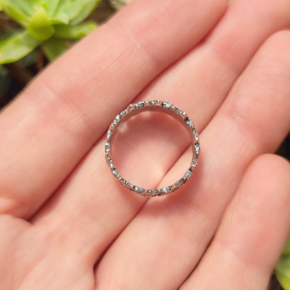Anello in argento antico con fiori - KHAMARIA