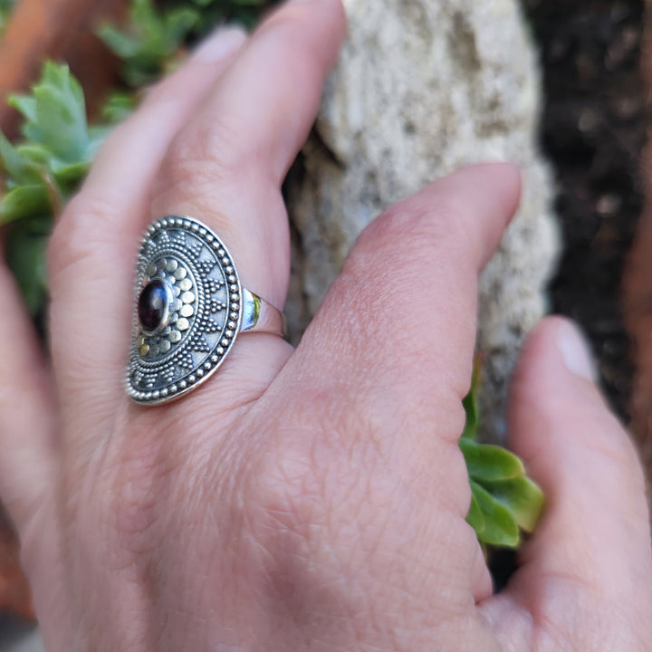 Anello etnico con pietra in argento 925 - KARIGHOI