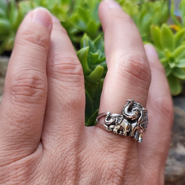 ANELLO artigianale con elefanti in argento 925 - HATI
