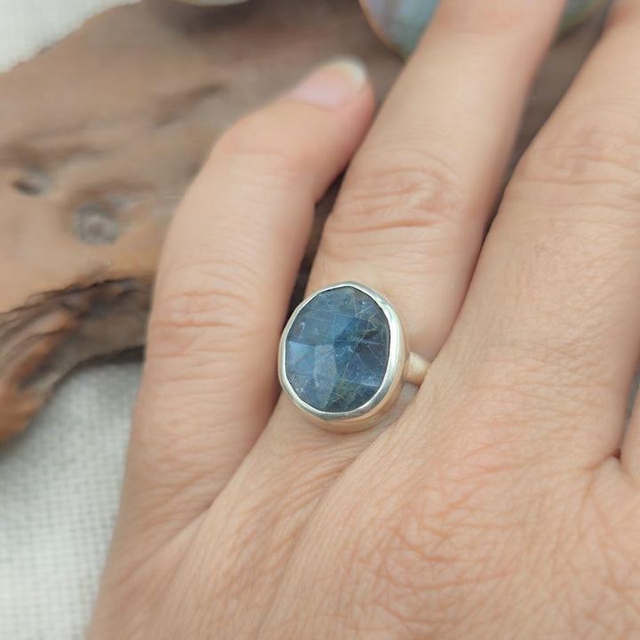 Anello etnico in argento 925 con pietra - AKKARAMPAL