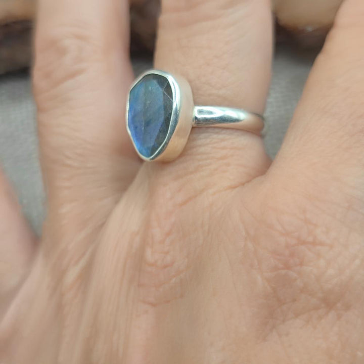 Anello etnico in argento 925 con pietra - BOLLARAM