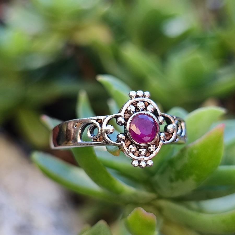 Anello etnico con pietra in argento 925 - BIPRAI