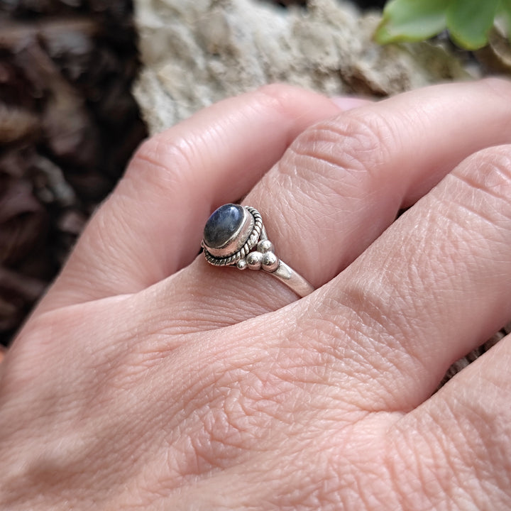 Anello con pietra in argento 925 - KANNUJ