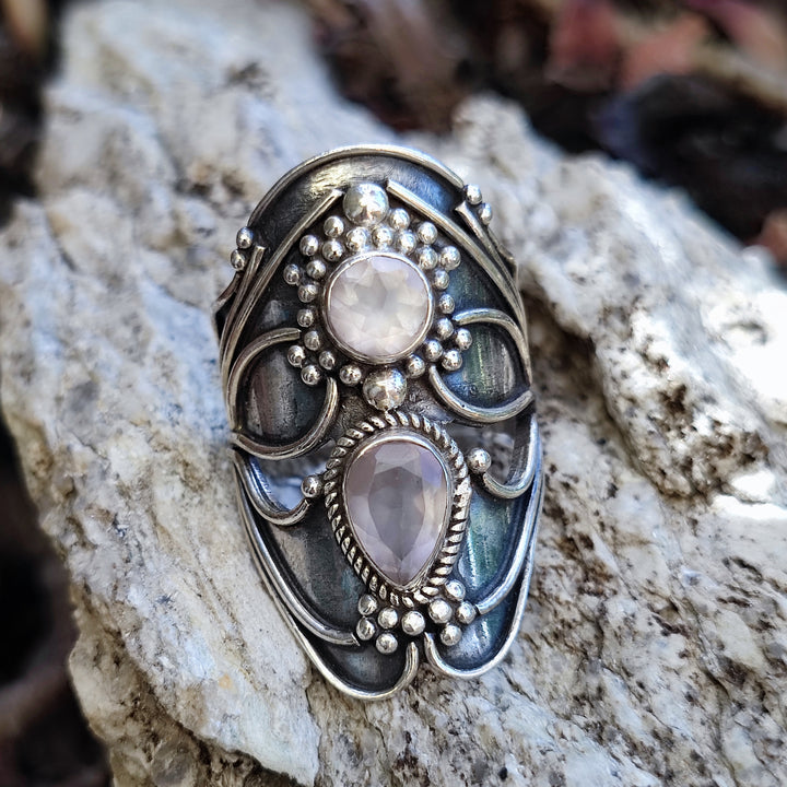 Anello etnico in argento 925 con Quarzo rosa - KAVERI