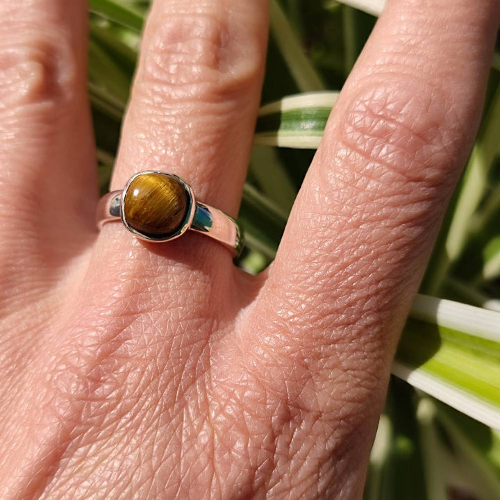 Anello con pietra in argento 925 - MAMLA