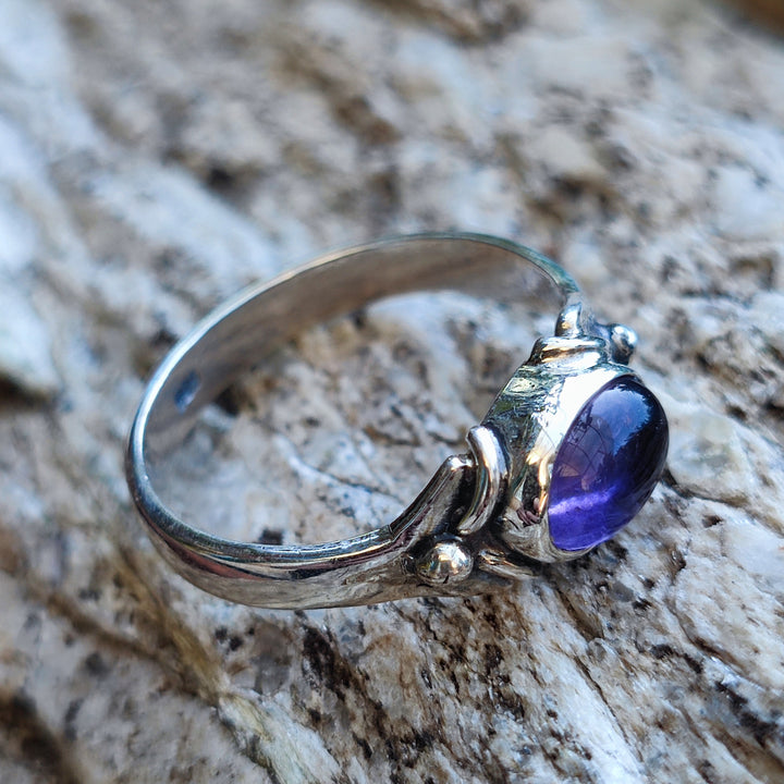 Anello artigianale con pietra in argento 925 - MAU