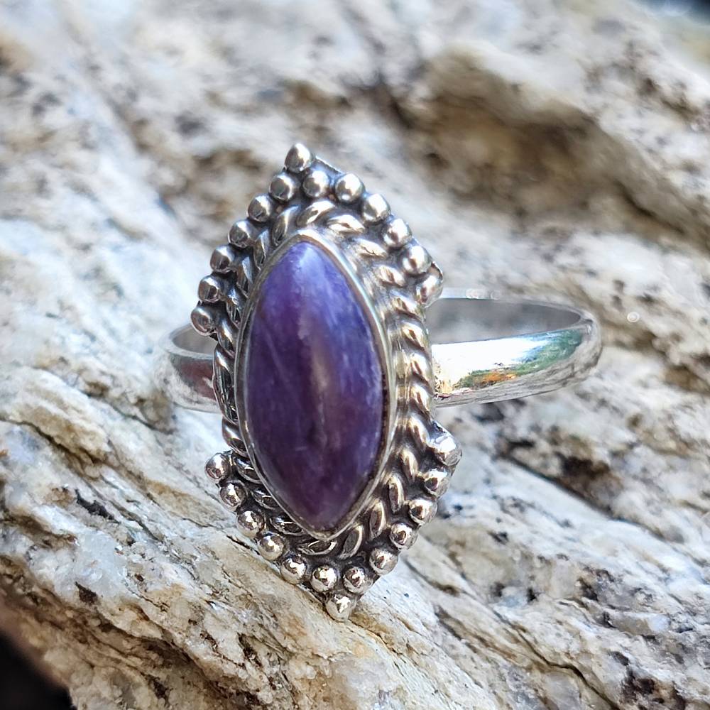 Anello con pietra in argento 925 - NIMBI