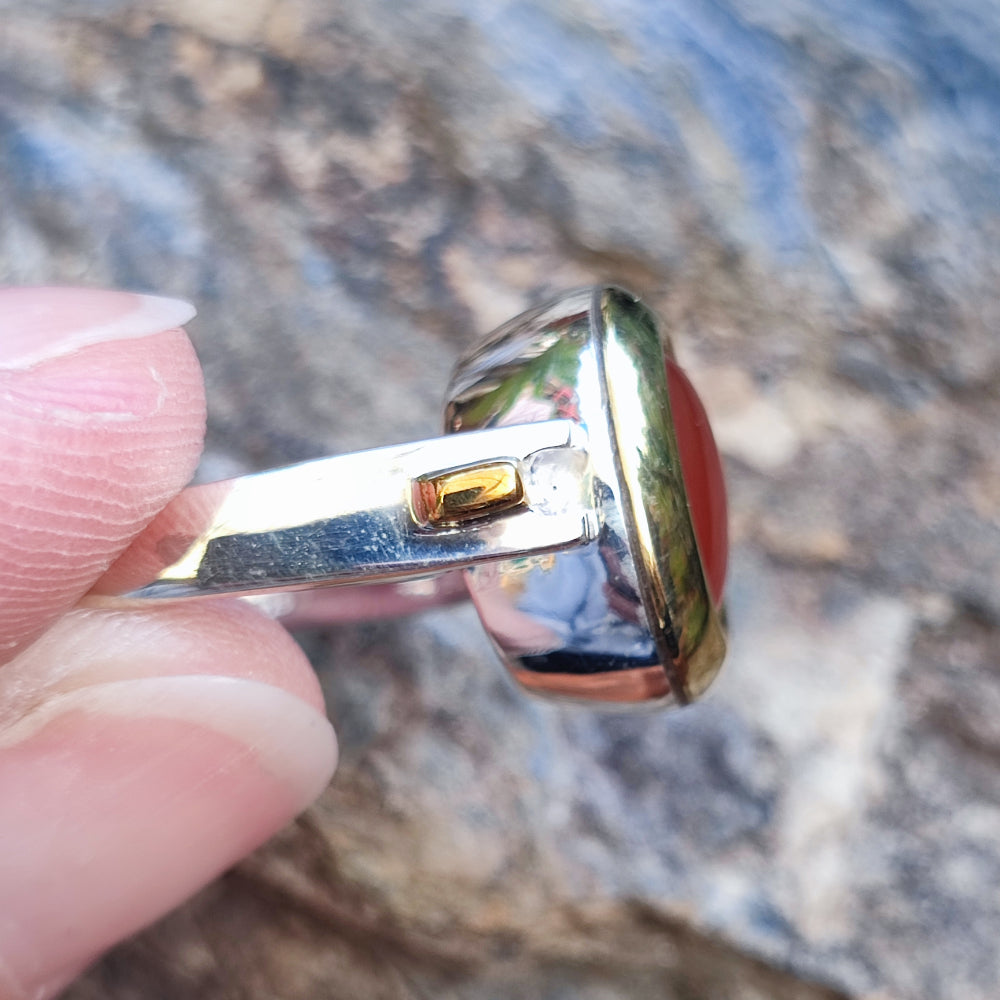 Anello artigianale con pietra in argento 925 - PILANA