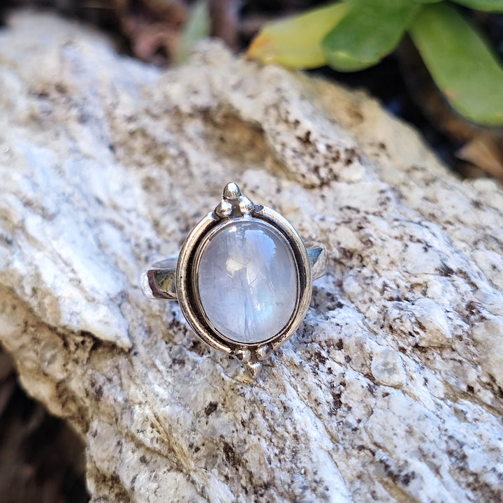 Anello etnico con pietra in argento 925 - REWA