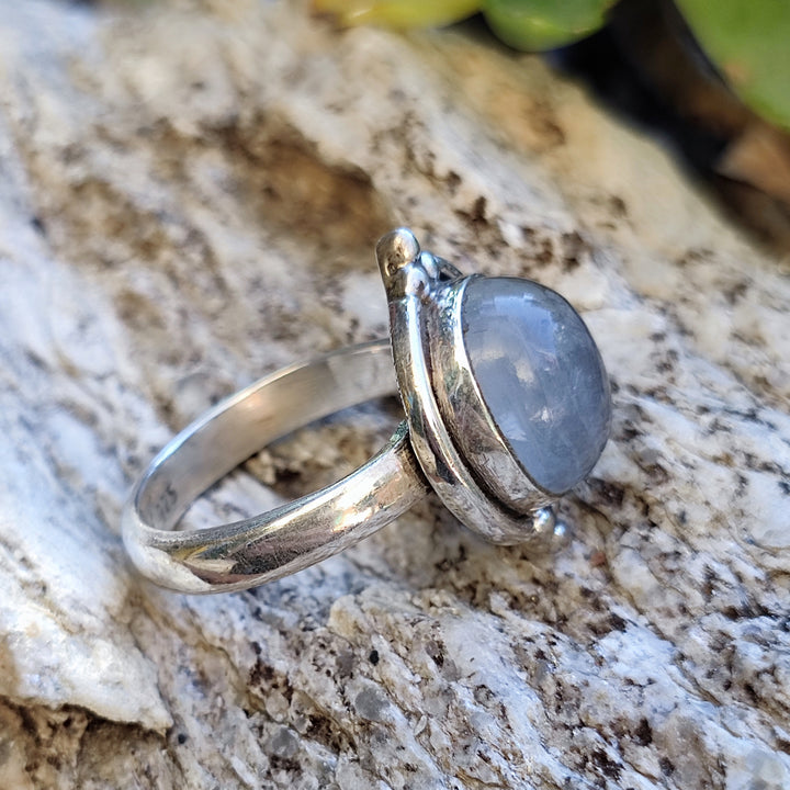 Anello etnico con pietra in argento 925 - REWA