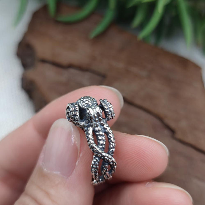 Anello artigianale con polpo in argento 925 - OKTOPASA