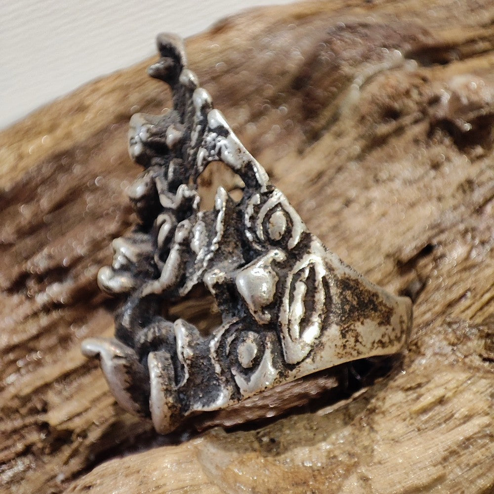 Anello in argento antico con NARAYANA e GARUDA