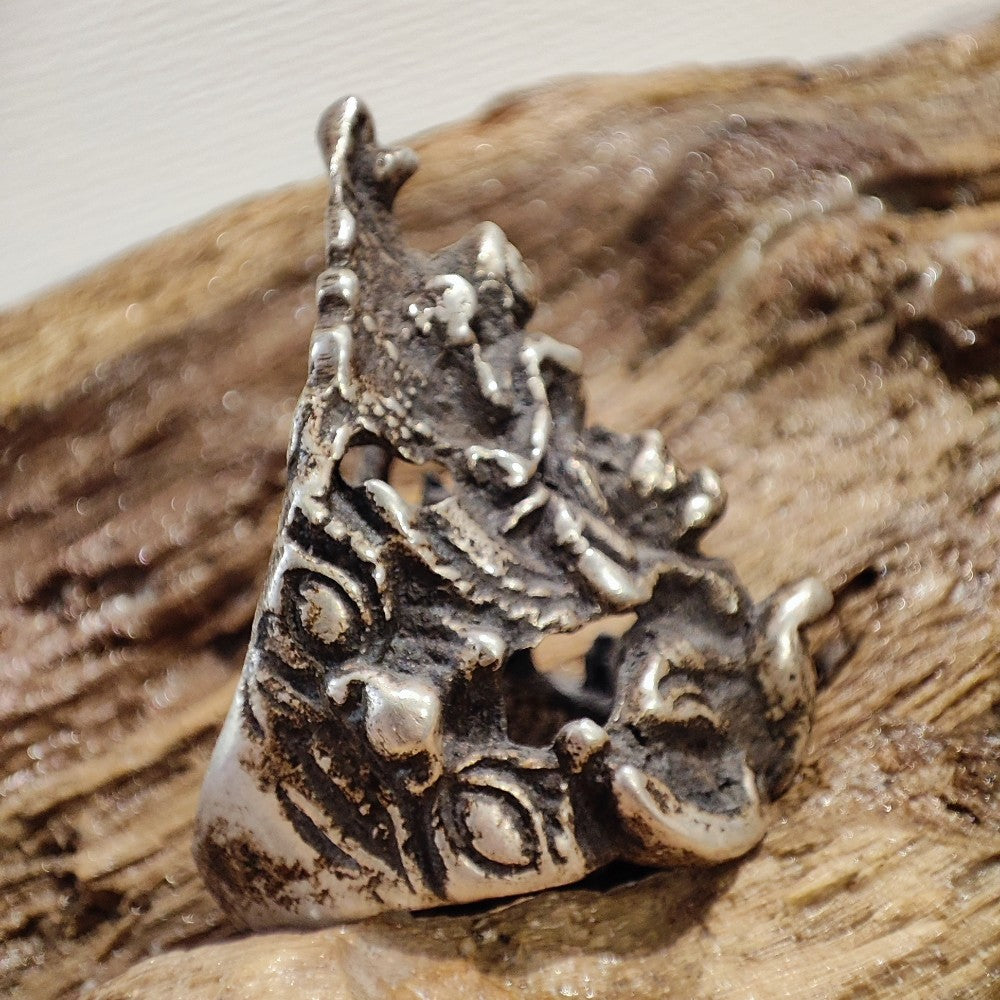 Anello in argento antico con NARAYANA e GARUDA