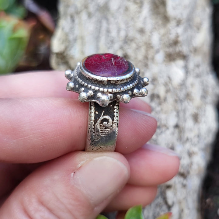 Anello in argento antico e vetro - NUAGAN