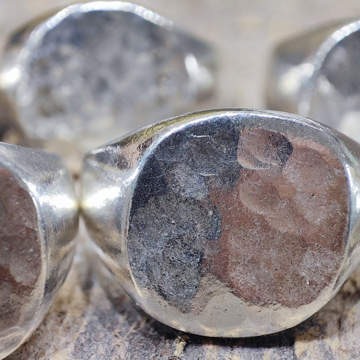 Anello CHEVALIER da mignolo argento 925 martellato - OVALE