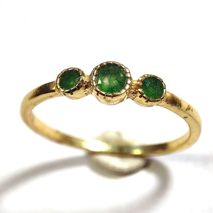 Anello in argento 925 dorato con Giada verde