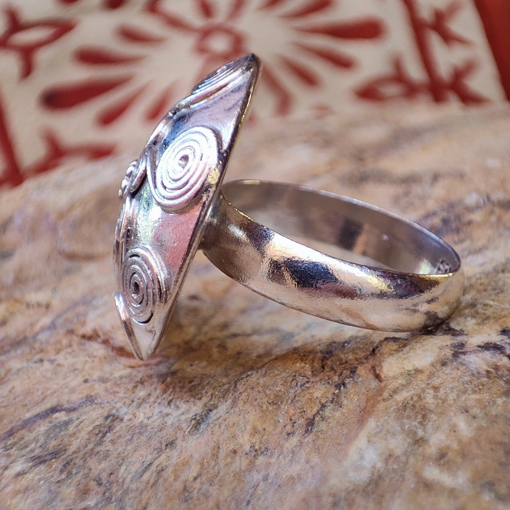 Anello etnico artigianale in argento 925 - LAILA