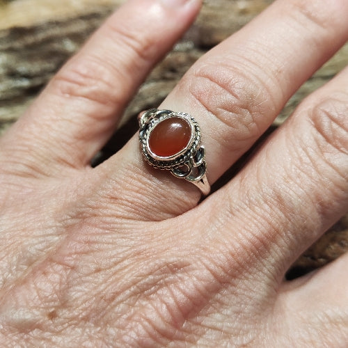 Anello con pietra in argento 925 - NARAN