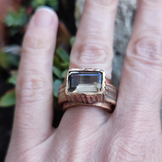Anello artigianale in bronzo con pietra - GATEGAON