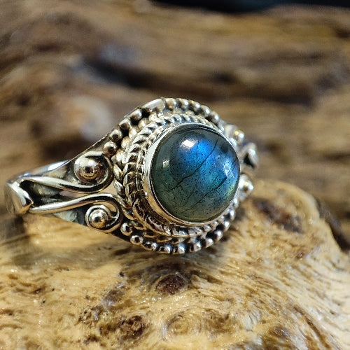Anello con pietra e filigrana in argento 925 - NARUNA