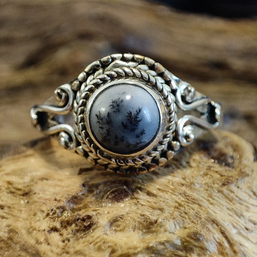 Anello con pietra e filigrana in argento 925 - NARUNA