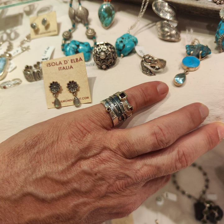 Anello a fascia con pietra in argento 925 - RANI