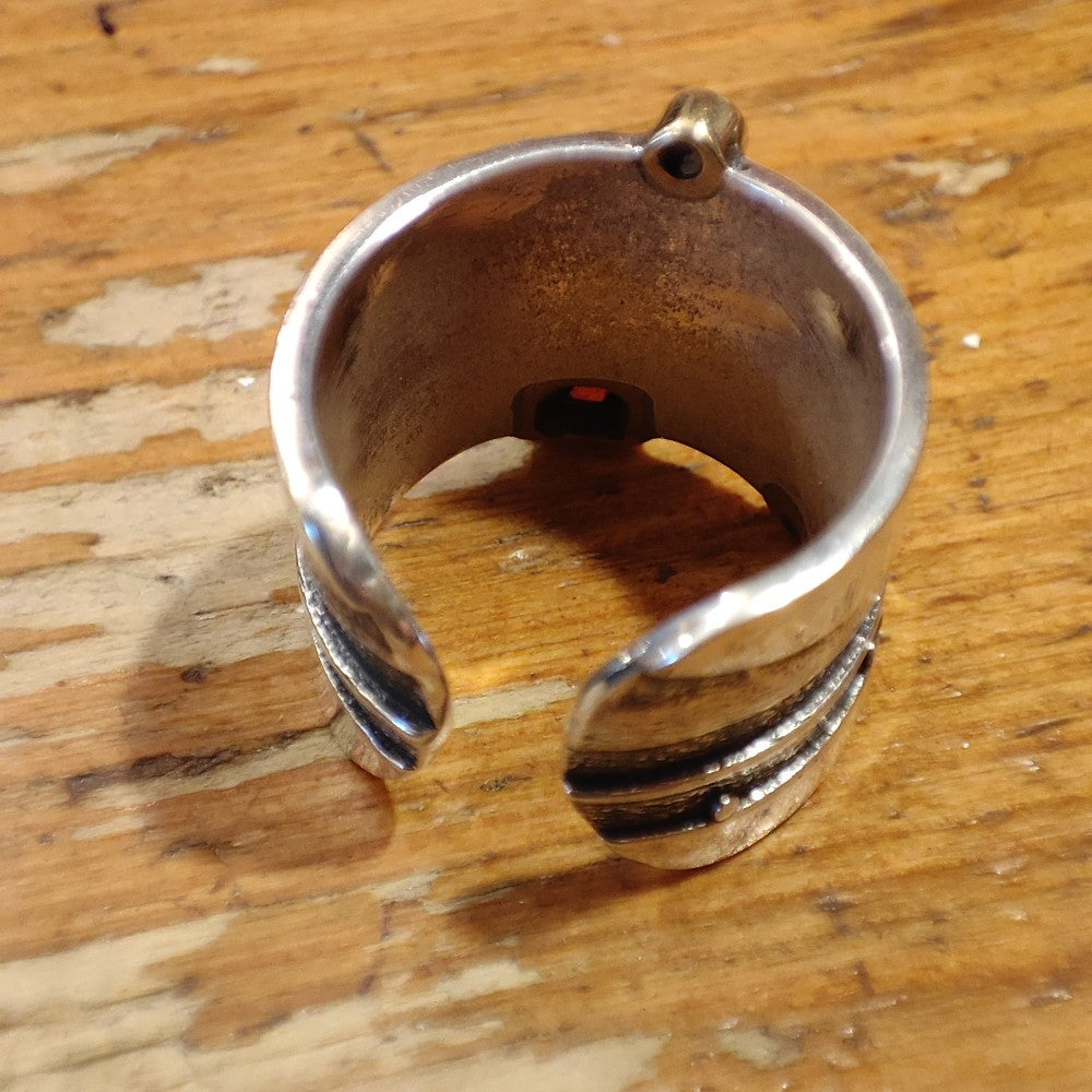 Anello a fascia con pietra in argento 925 - RANI