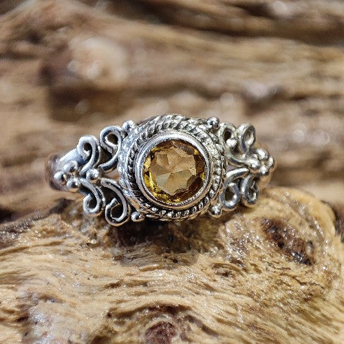 Anello con citrino e filigrana in argento 925 - SANA