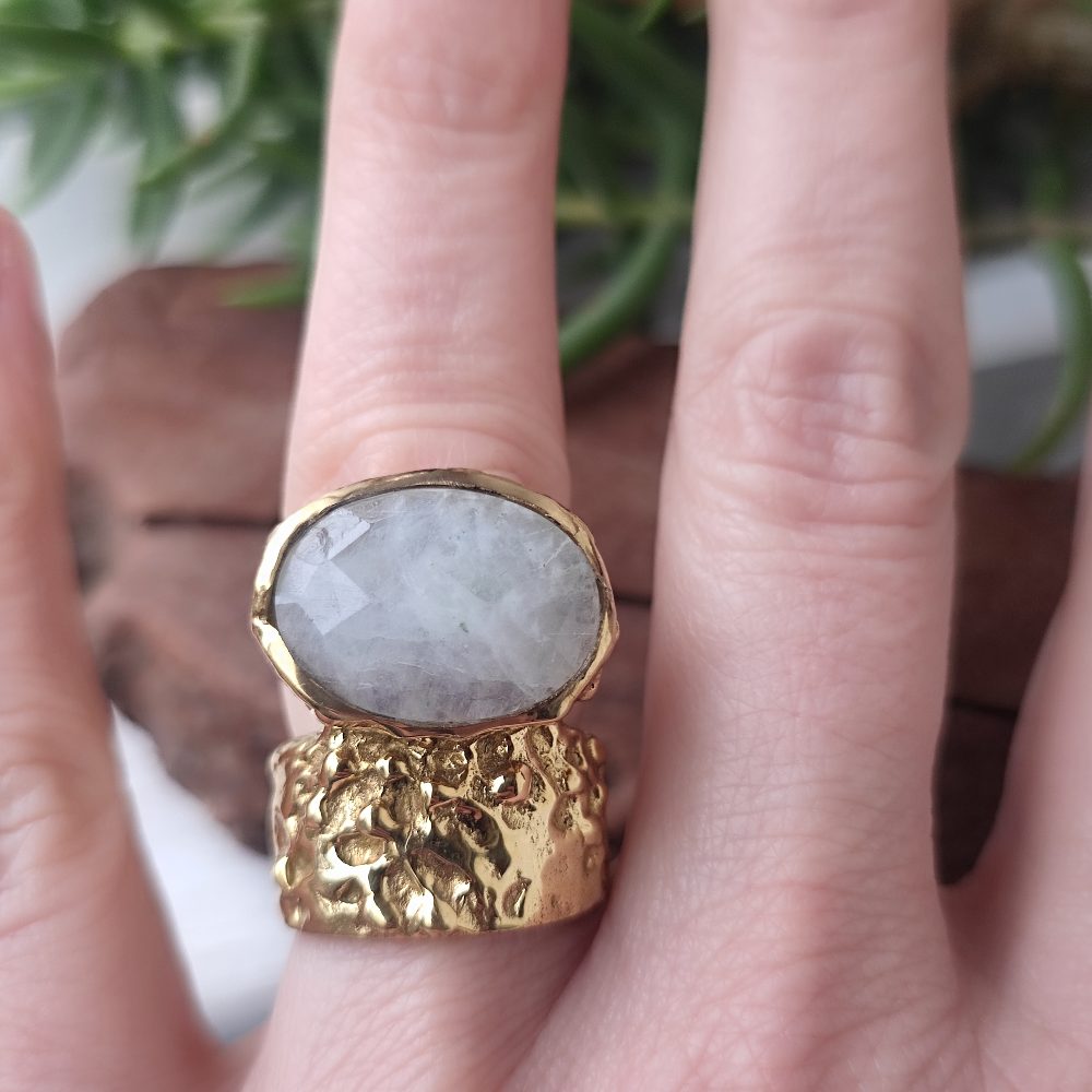 ANELLO artigianale con pietra in ottone - APARISHKRIT