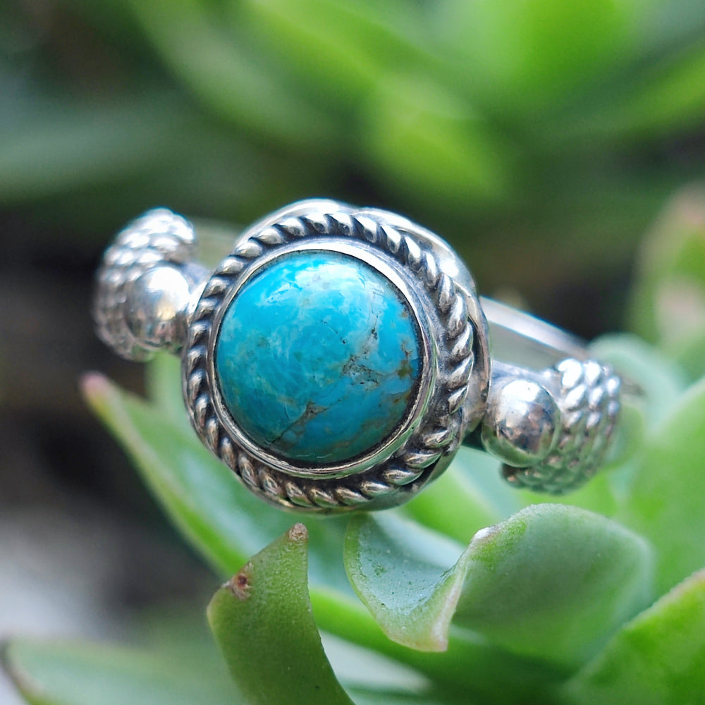 Anello etnico con pietra in argento 925 - CHILLAW