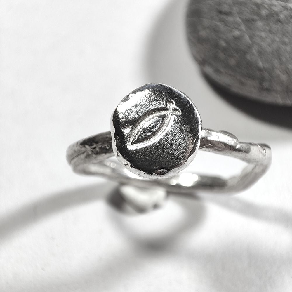 Handcrafted 925 silver ring - FISH