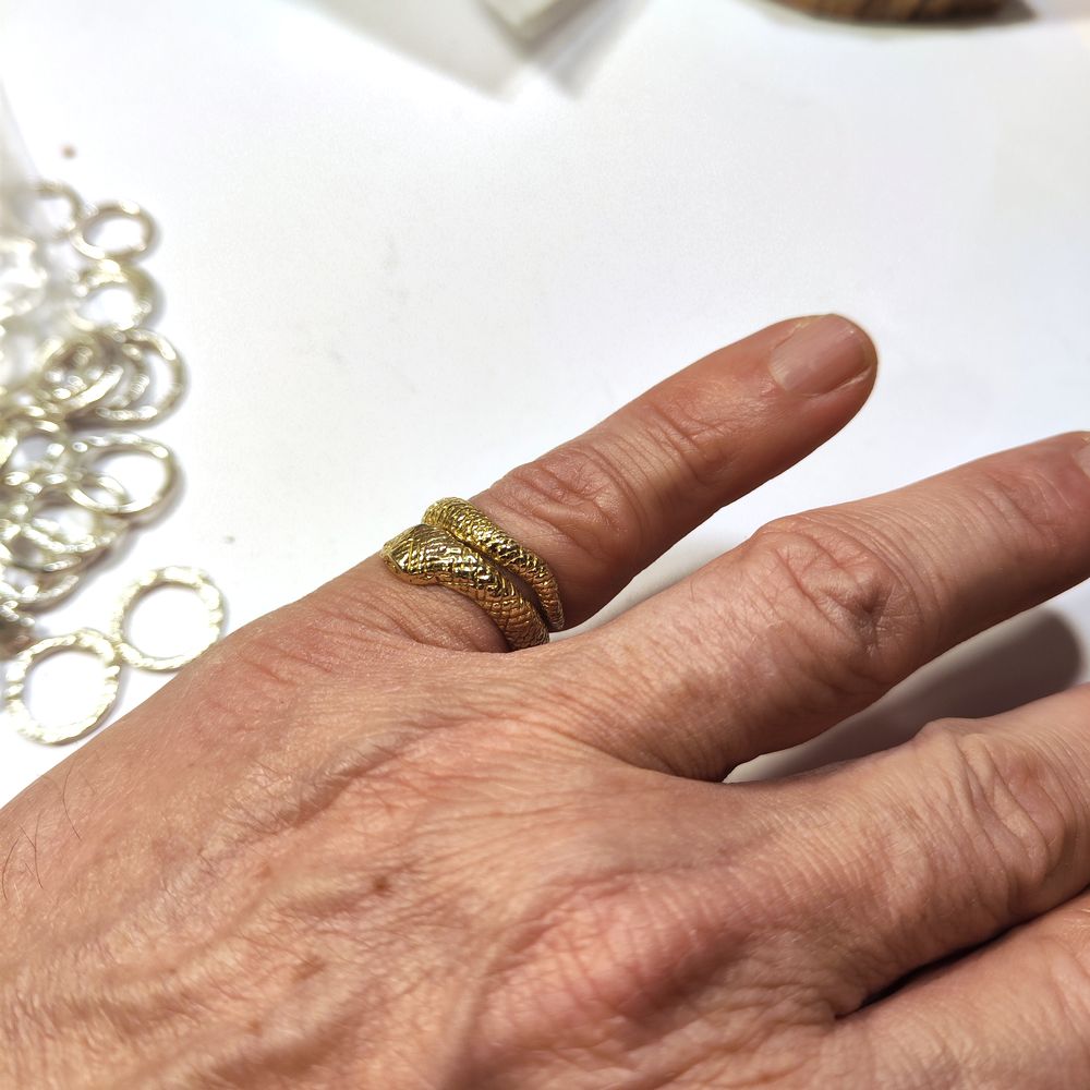 #materiale_ottone