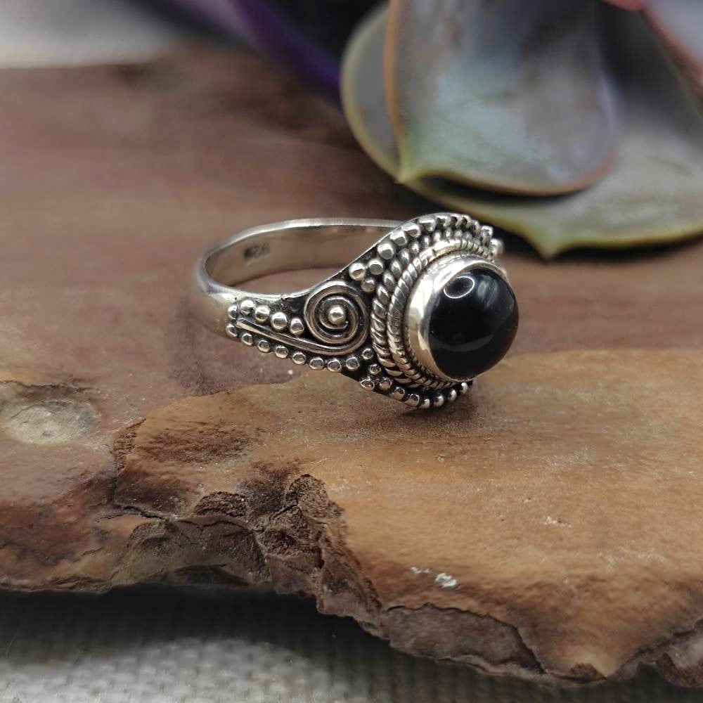 Anello etnico in argento 925 con pietra - ADONI