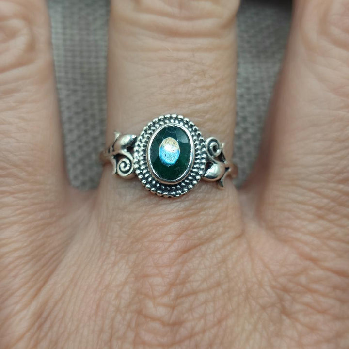 Anello etnico in argento 925 con pietra - ASIFABAD radice di smeraldo