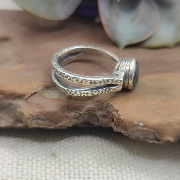 Anello etnico in argento 925 con pietra - BHAINSA