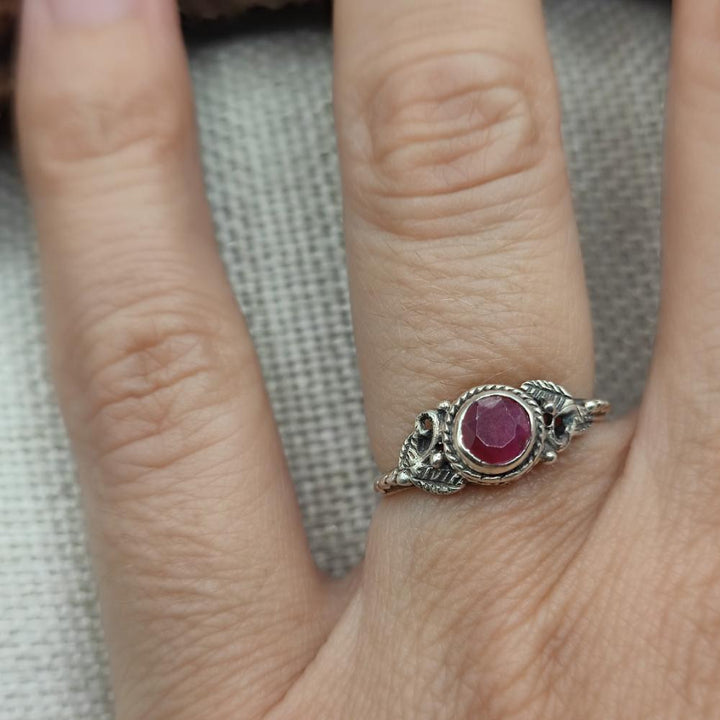 Anello etnico in argento 925 con pietra - CHINNA