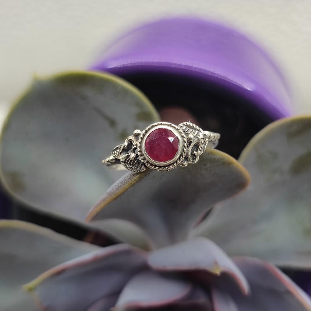 Anello etnico in argento 925 con pietra - CHINNA