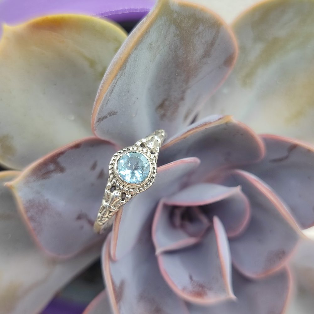 Anello etnico in argento 925 con pietra - CHINTALS