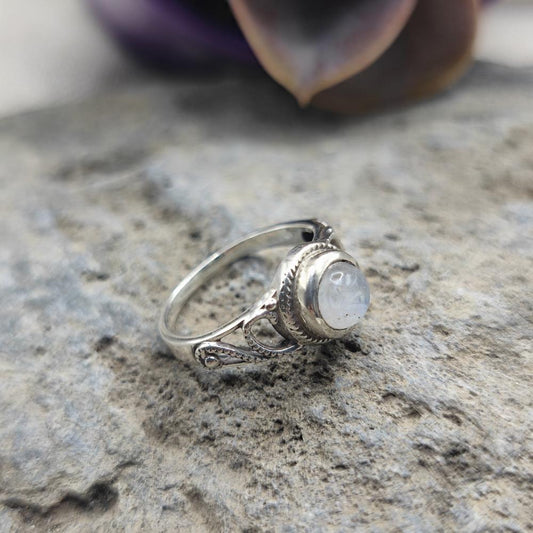Anello etnico in argento 925 con pietra di luna - TANSIRI