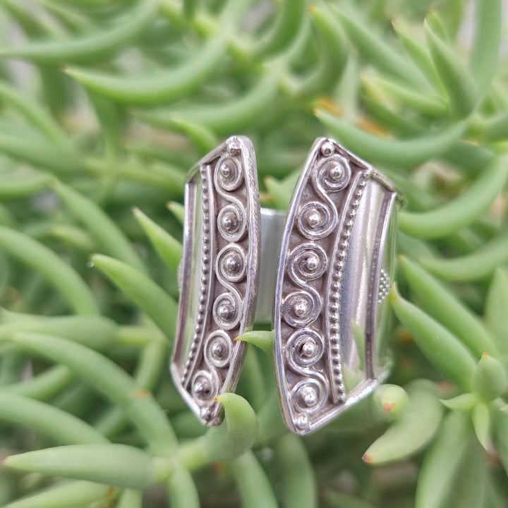 Anello artigianale a fascia in argento 925 - DHAMDHA