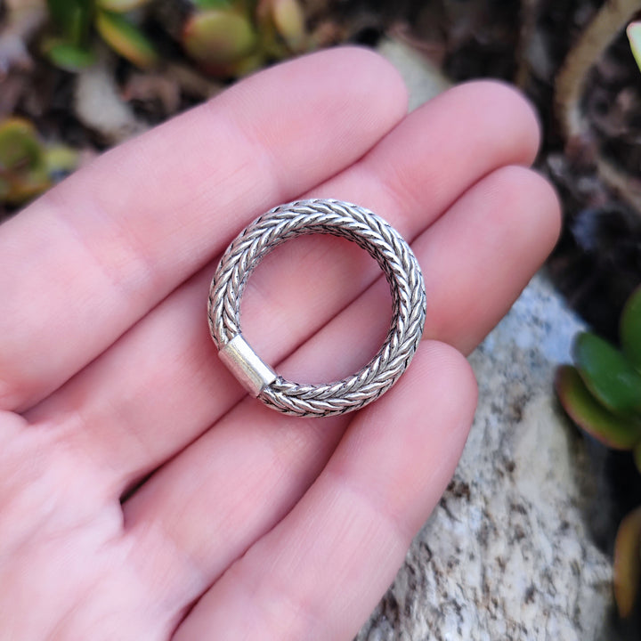 Anello etnico a fascia in argento 925 - KURAI