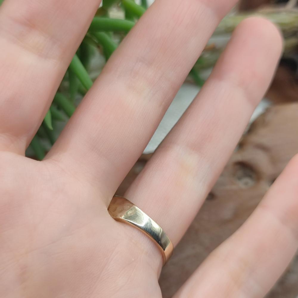 ANELLO a fascia martelllata bronzo giallo - DEEPLEE