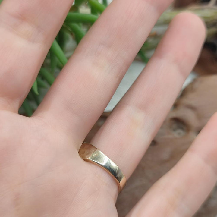 ANELLO a fascia martelllata bronzo giallo - DEEPLEE